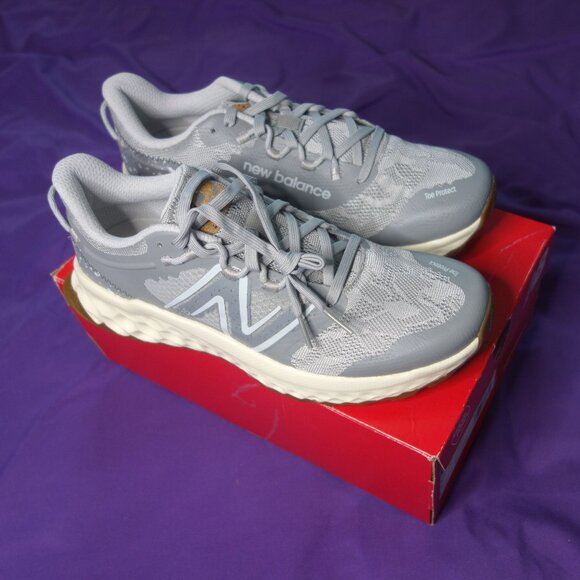 New Balance FRESH FOAM Garo Trail Running Grey Size US Mens 8.5 Mens D Medium - Picture 1 of 16